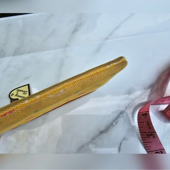 Dooney & Burke Y2K Vintage Bucket Bag with Coin Purse 💛 - Picture 12 of 14